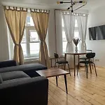 1 Bd Old Town Apartment - 2 Min From Dome Church